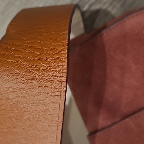 Small J. Crew Small Suede Leather Brass Saddle Bag - Picture 6 of 9